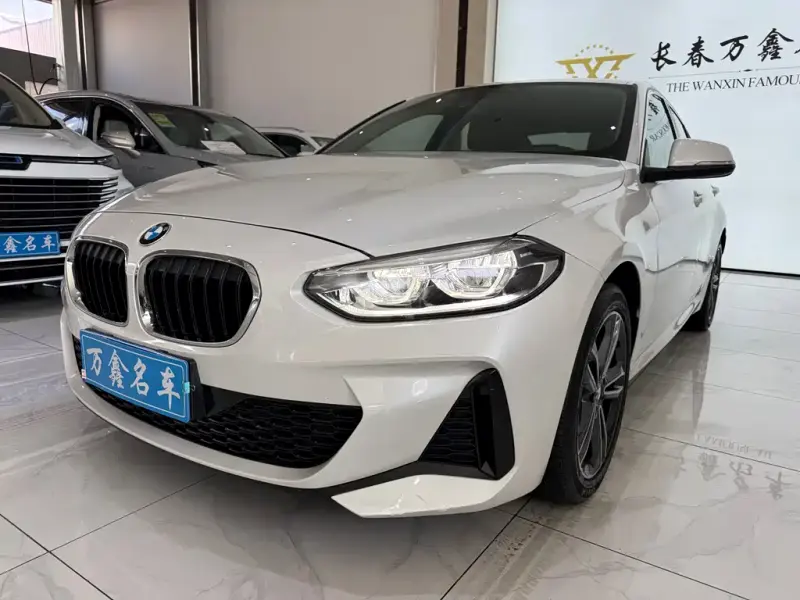 BMW 1 Series, 2021