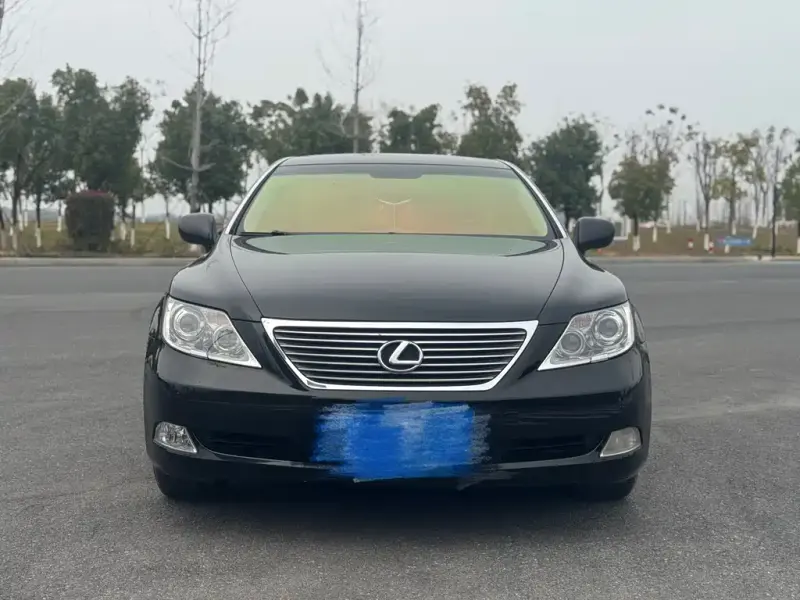 Lexus LS, 2007
