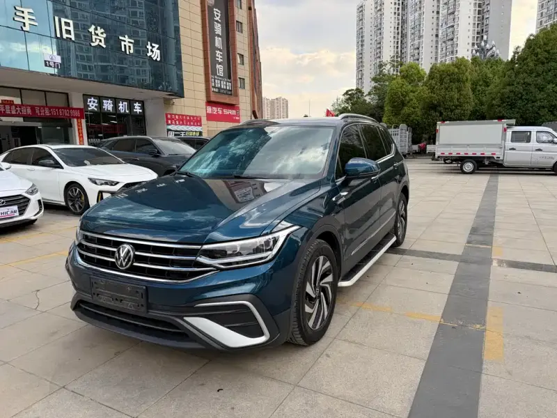Volkswagen Tiguan L, 2021
