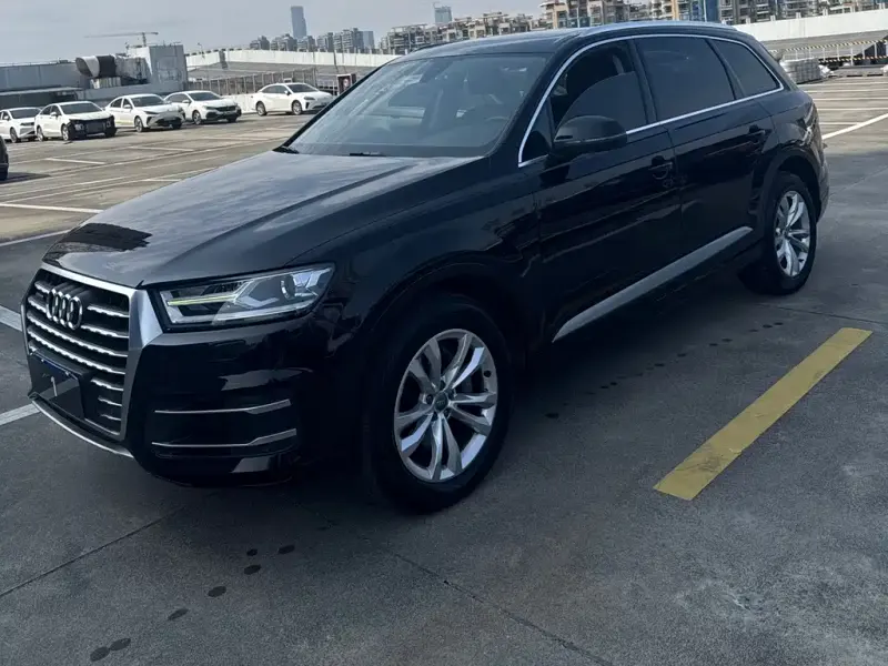 Audi Q7, 2018 — фото 1