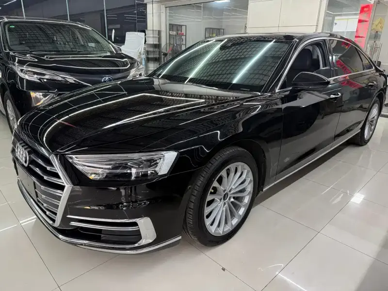 Audi A8, 2021