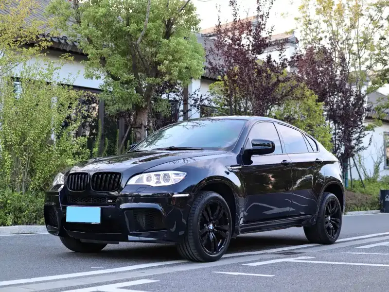 BMW X6 M, 2012