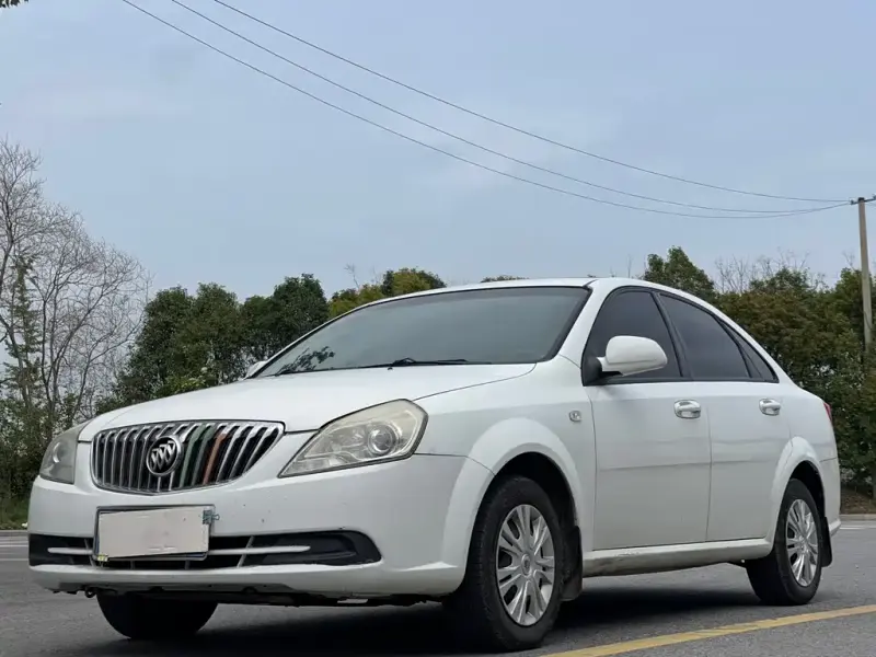 Buick Excelle, 2016