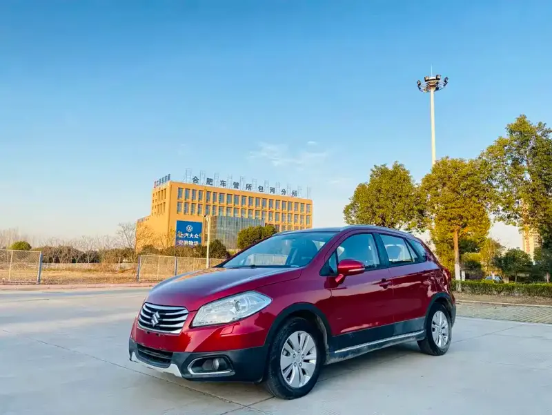 Suzuki S-Cross, 2015