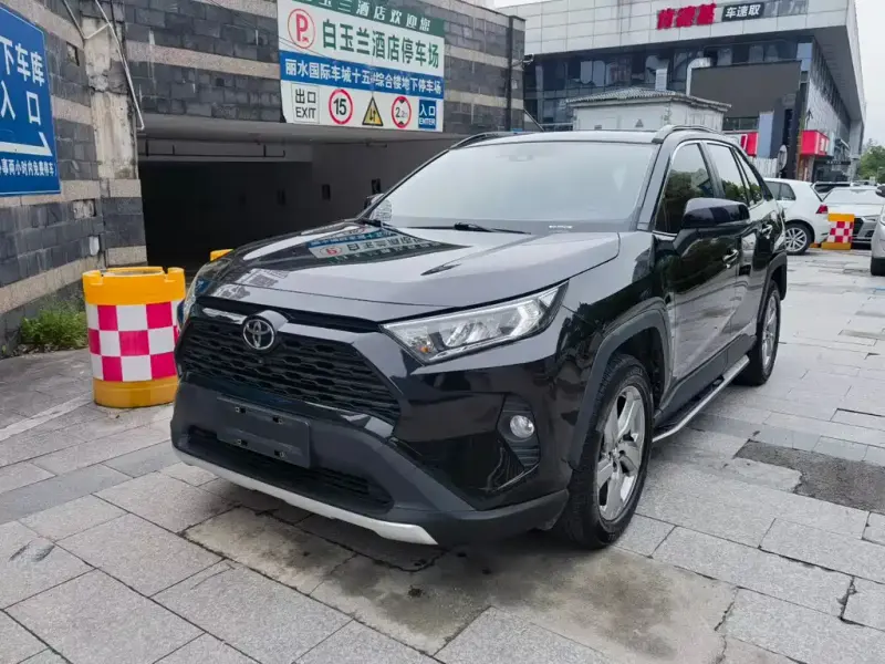 Toyota RAV4, 2021