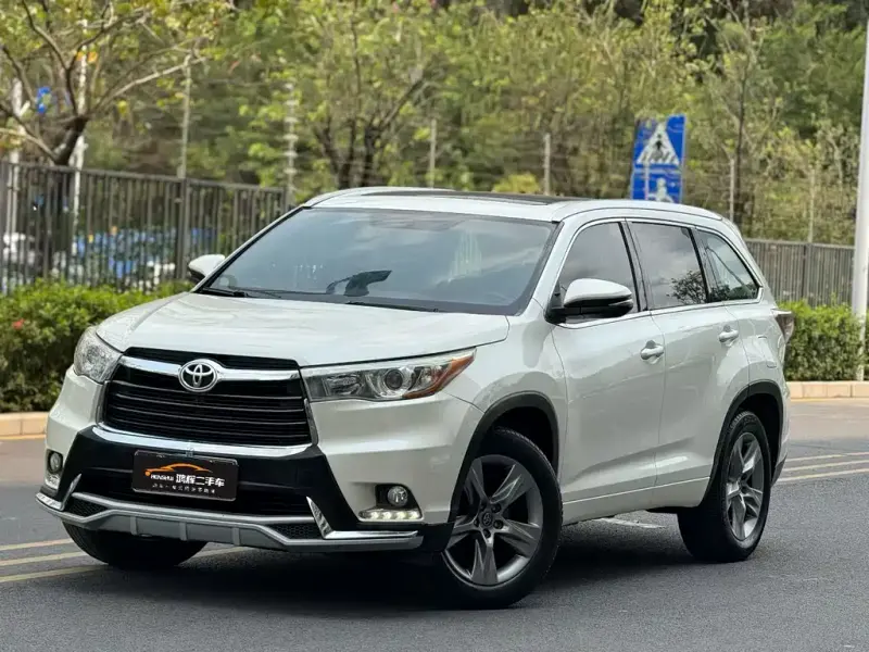 Toyota Highlander, 2017 — фото 1