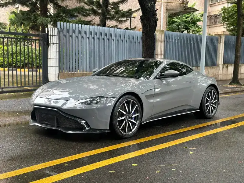 Aston Martin V8 Vantage, 2020