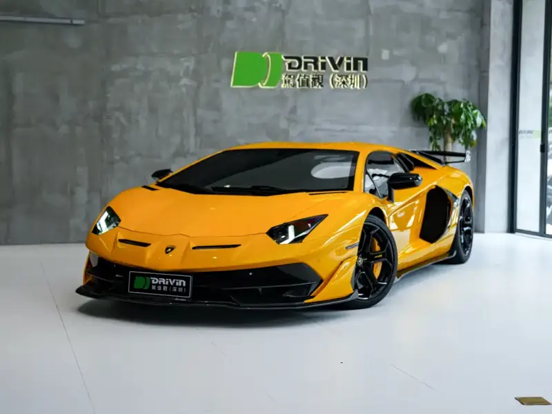 Lamborghini Aventador, 2014