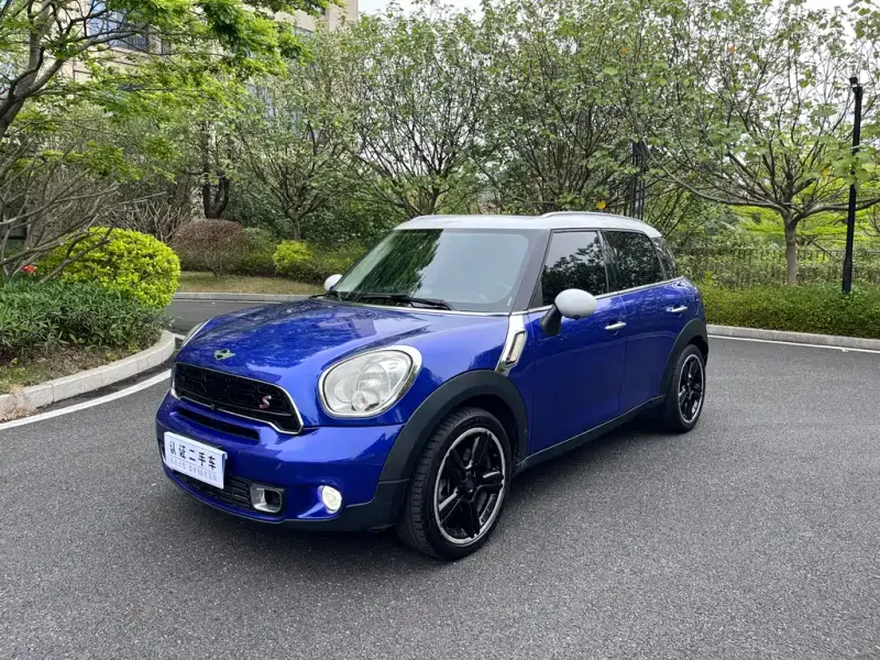 MINI Countryman, 2015