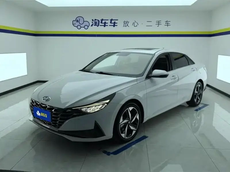 Hyundai Elantra, 2021