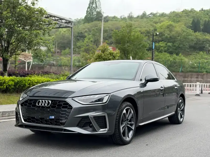 Audi A4L, 2022