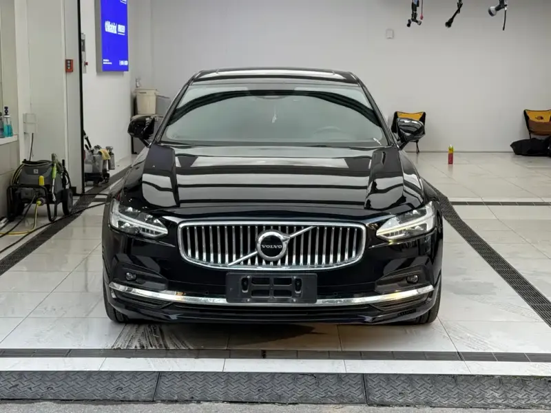 Volvo S90, 2021