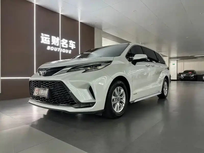 Toyota Granvia, 2024