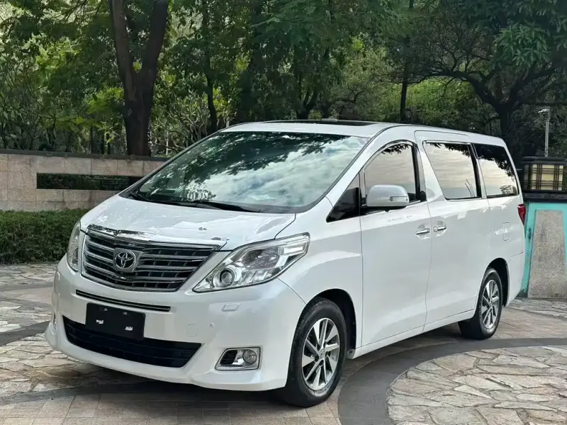 Toyota Alphard, 2014