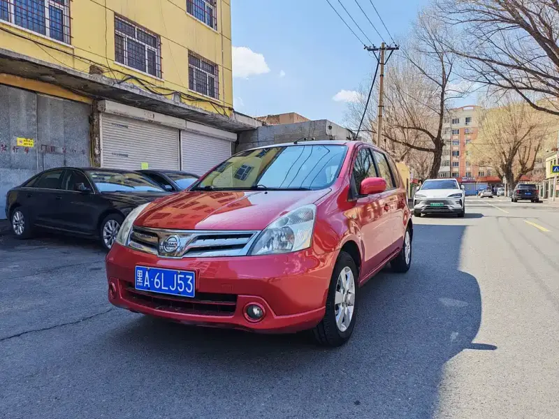 Nissan Livina, 2010