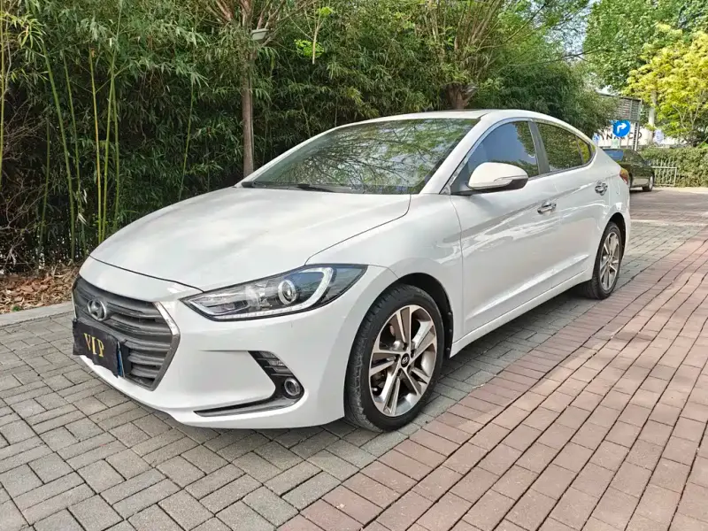 Hyundai Elantra, 2018