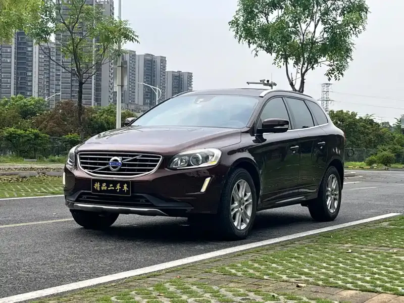 Volvo XC60, 2015 — фото 1