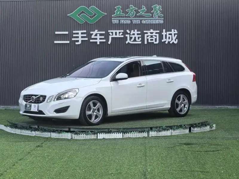Volvo V60, 2012