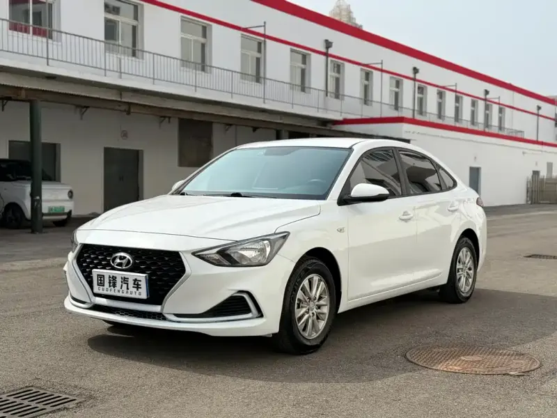 Hyundai Elantra, 2022