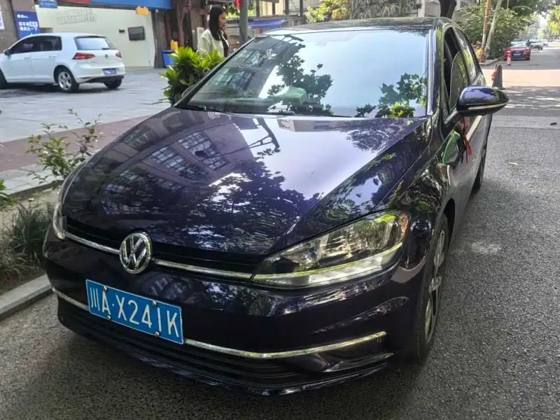 Volkswagen Golf, 2020