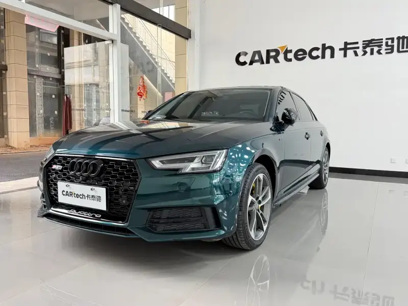 Audi A4L, 2017 — фото 1
