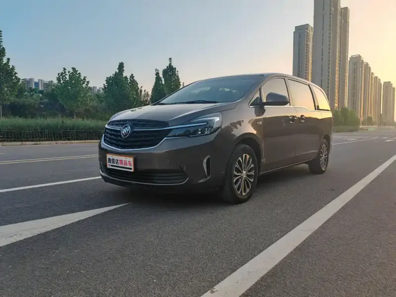 Buick GL8, 2022
