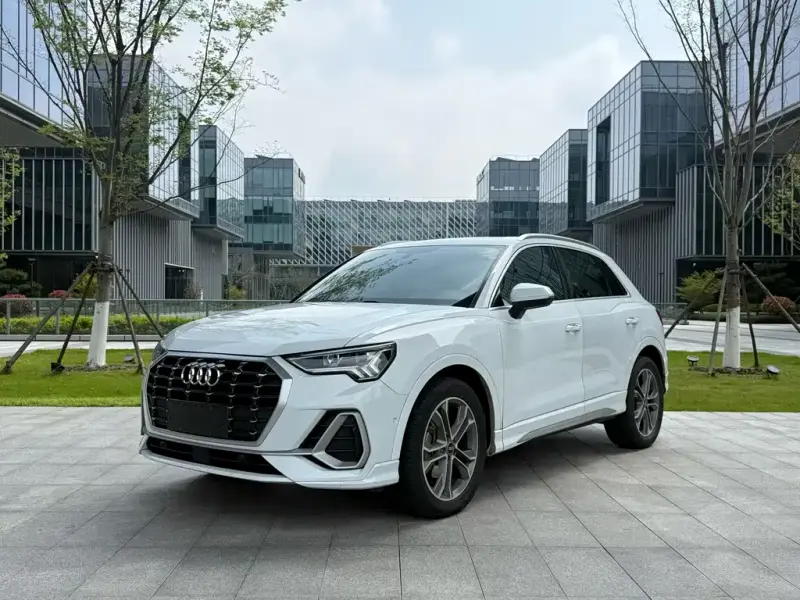 Audi Q3, 2021
