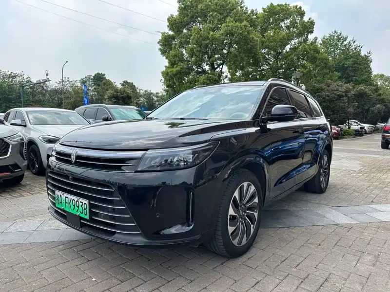 AITO M7, 2025