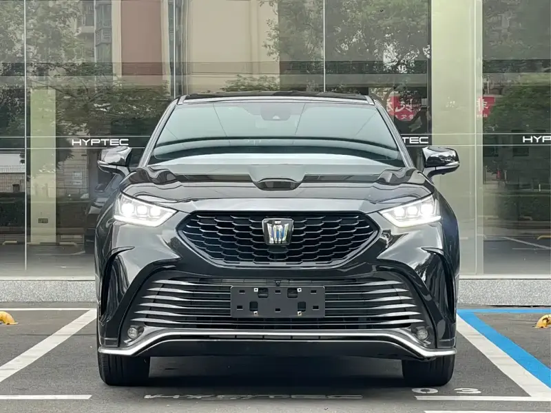Toyota Crown Kluger, 2022