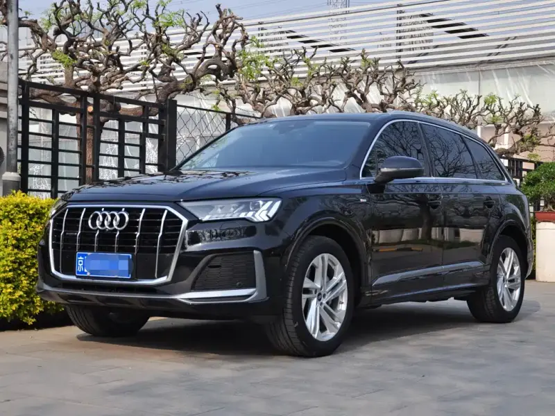 Audi Q7, 2021 — фото 1