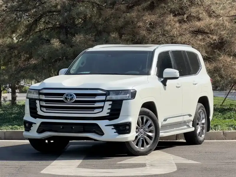 Toyota Land Cruiser, 2024