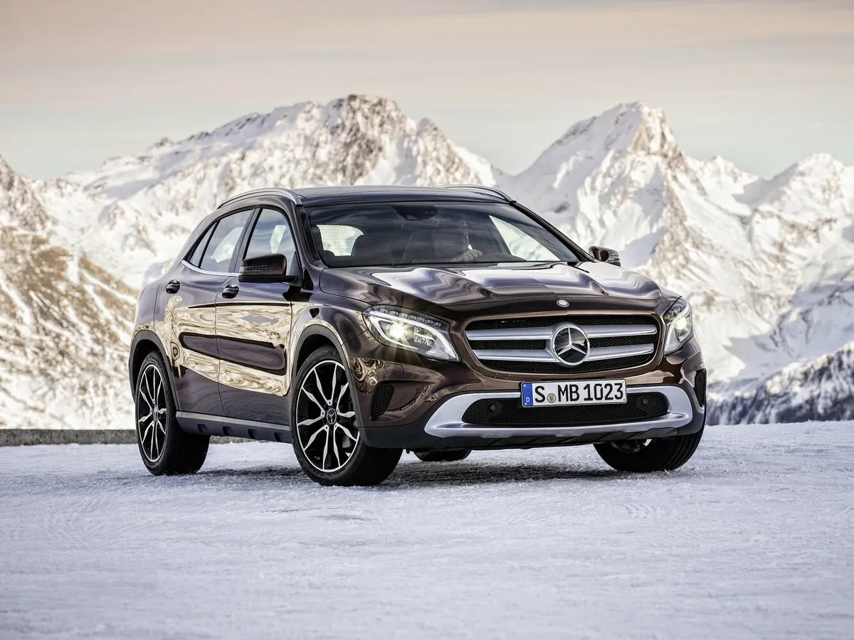 Mercedes-Benz GLA — фото модели