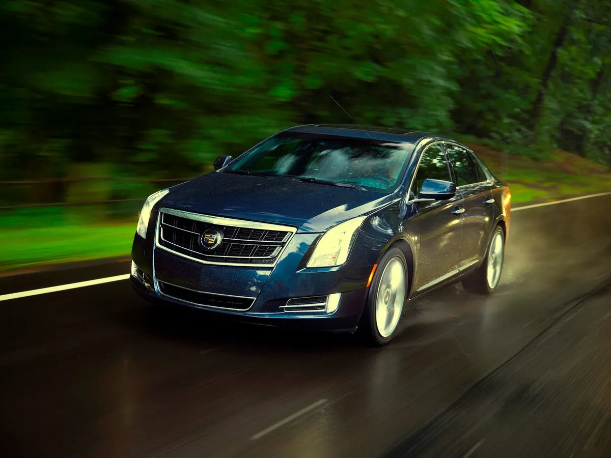 Cadillac XTS — фото модели