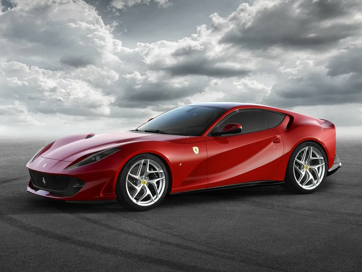 Ferrari 812 — фото модели