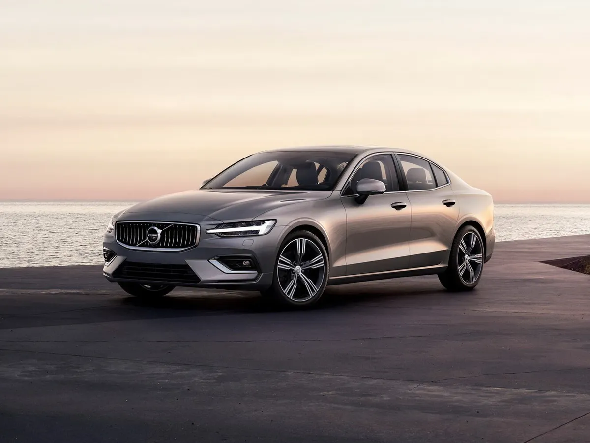 Volvo S60 — фото модели
