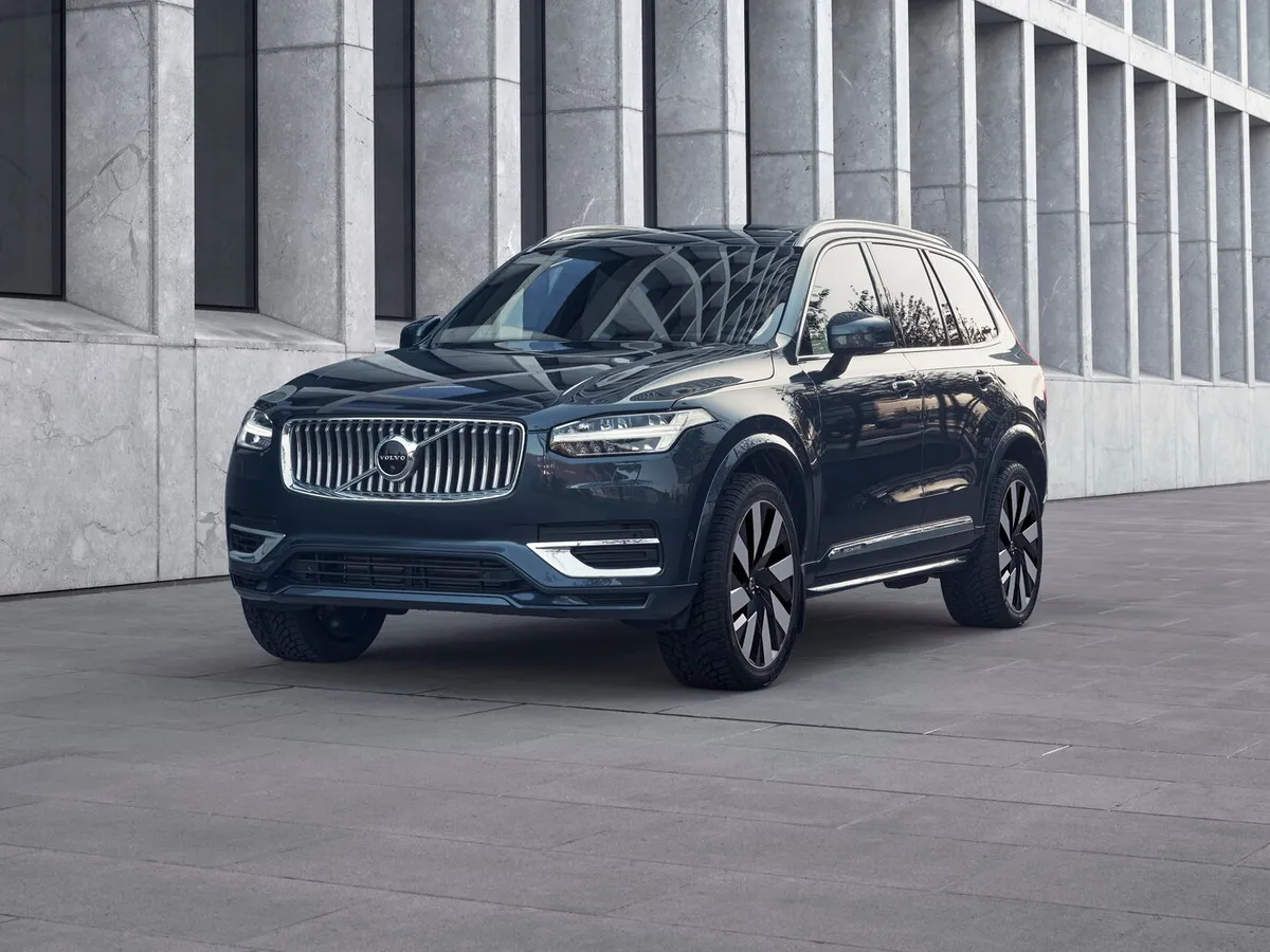 Volvo XC90 — фото модели