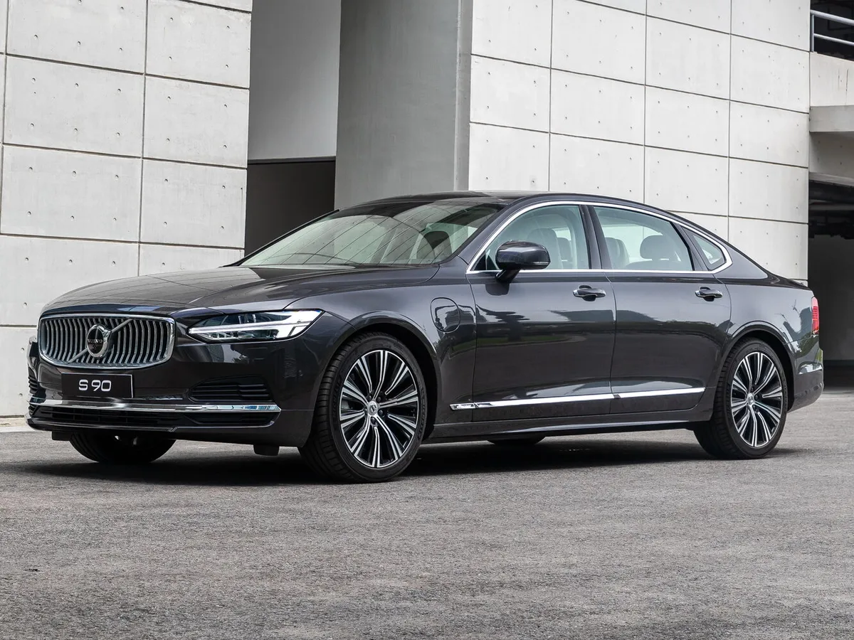 Volvo — фото модели
