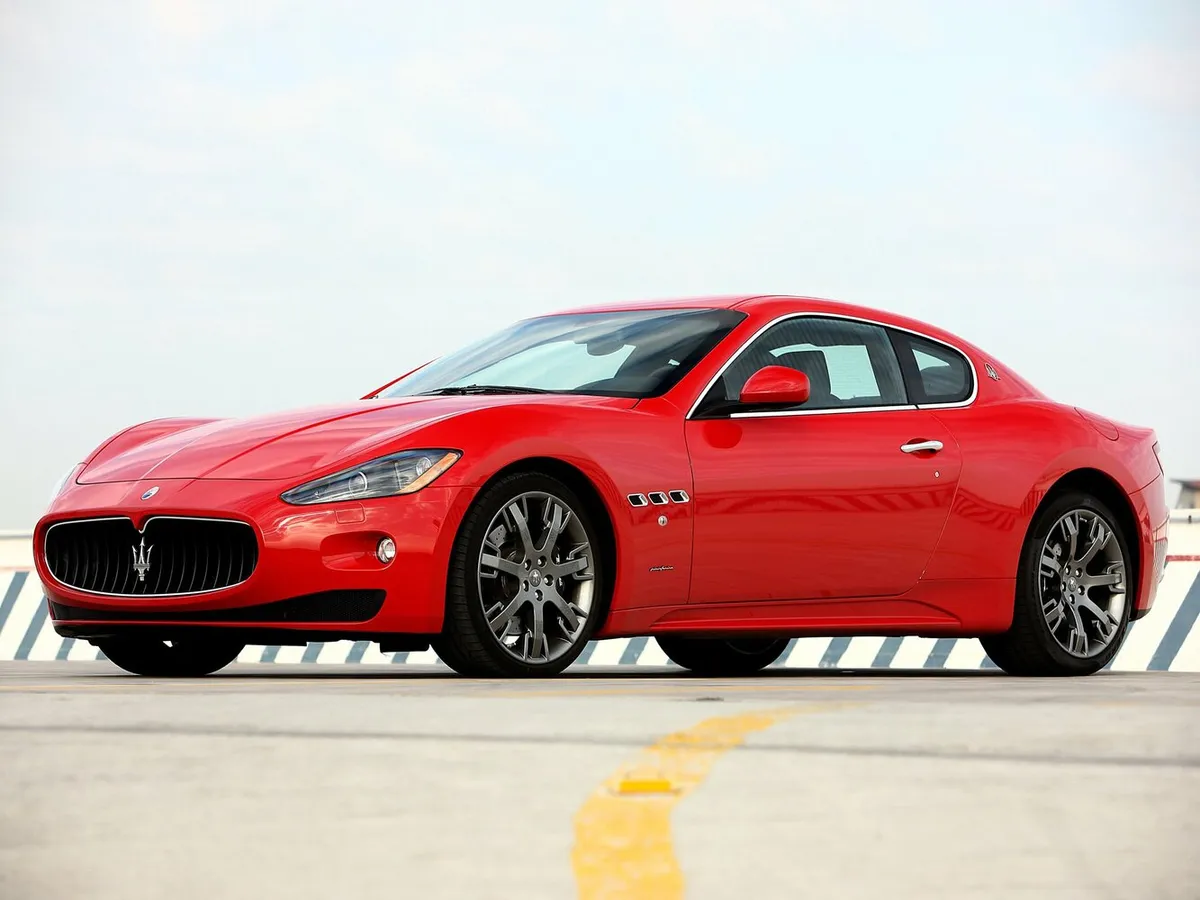 Maserati GranTurismo — фото модели