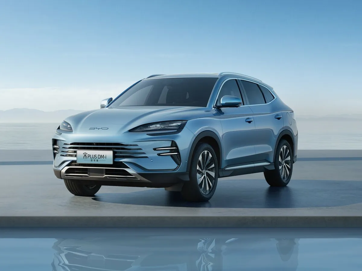 BYD Song Plus — фото модели