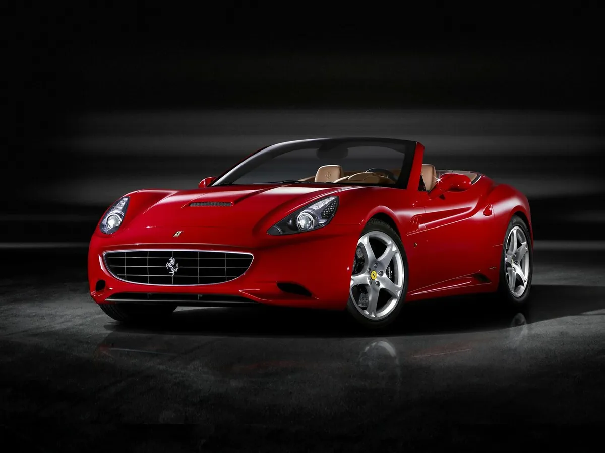 Ferrari California — фото модели
